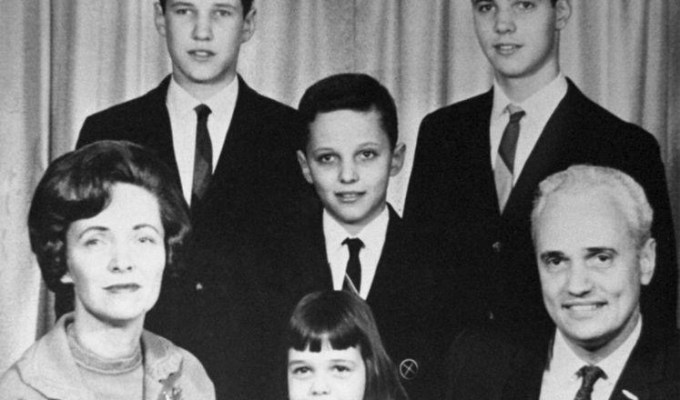 Who Killed the Robison Family? Episode&nbsp;22